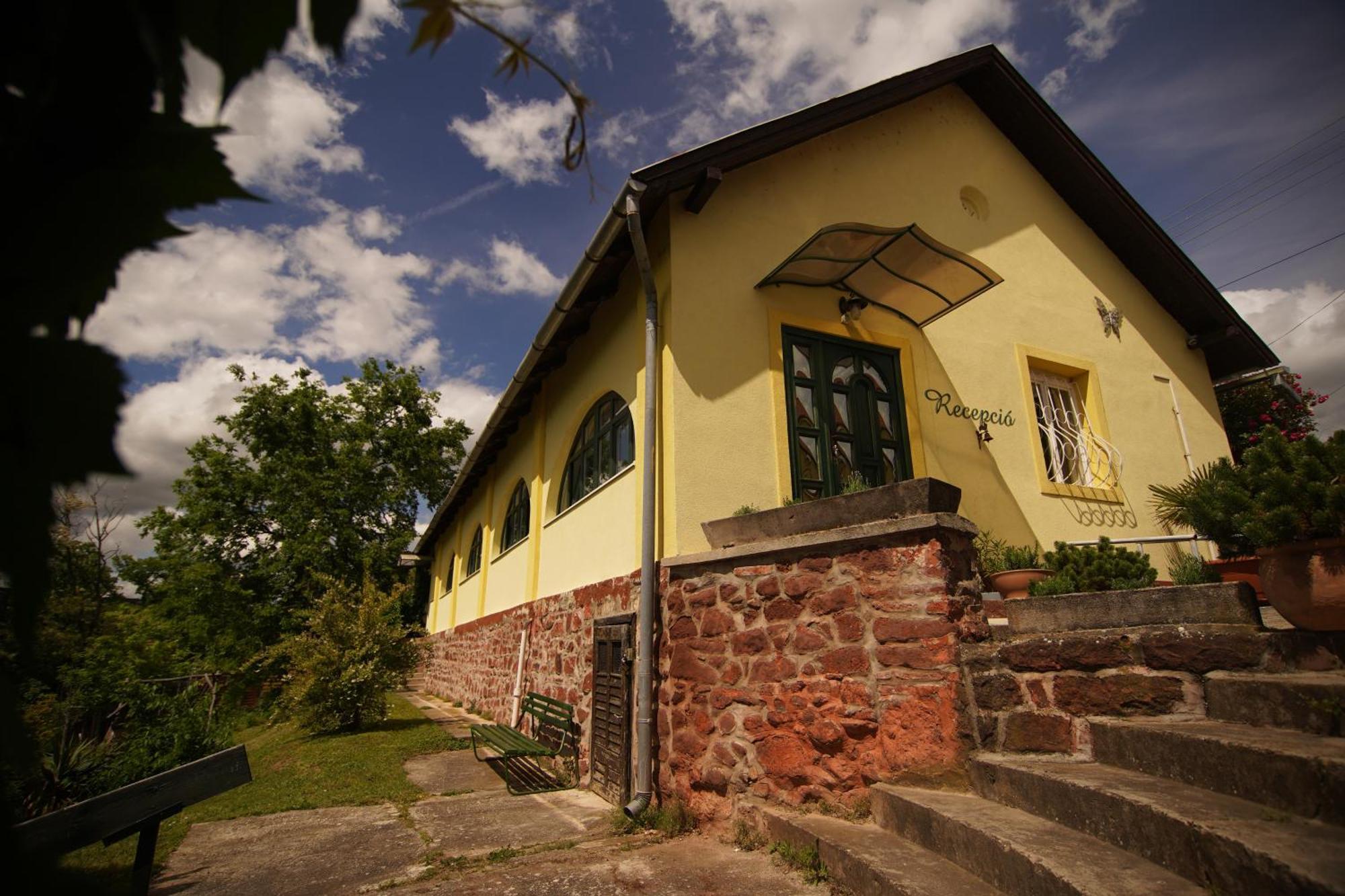 Casa Libre * Balatonalmádi